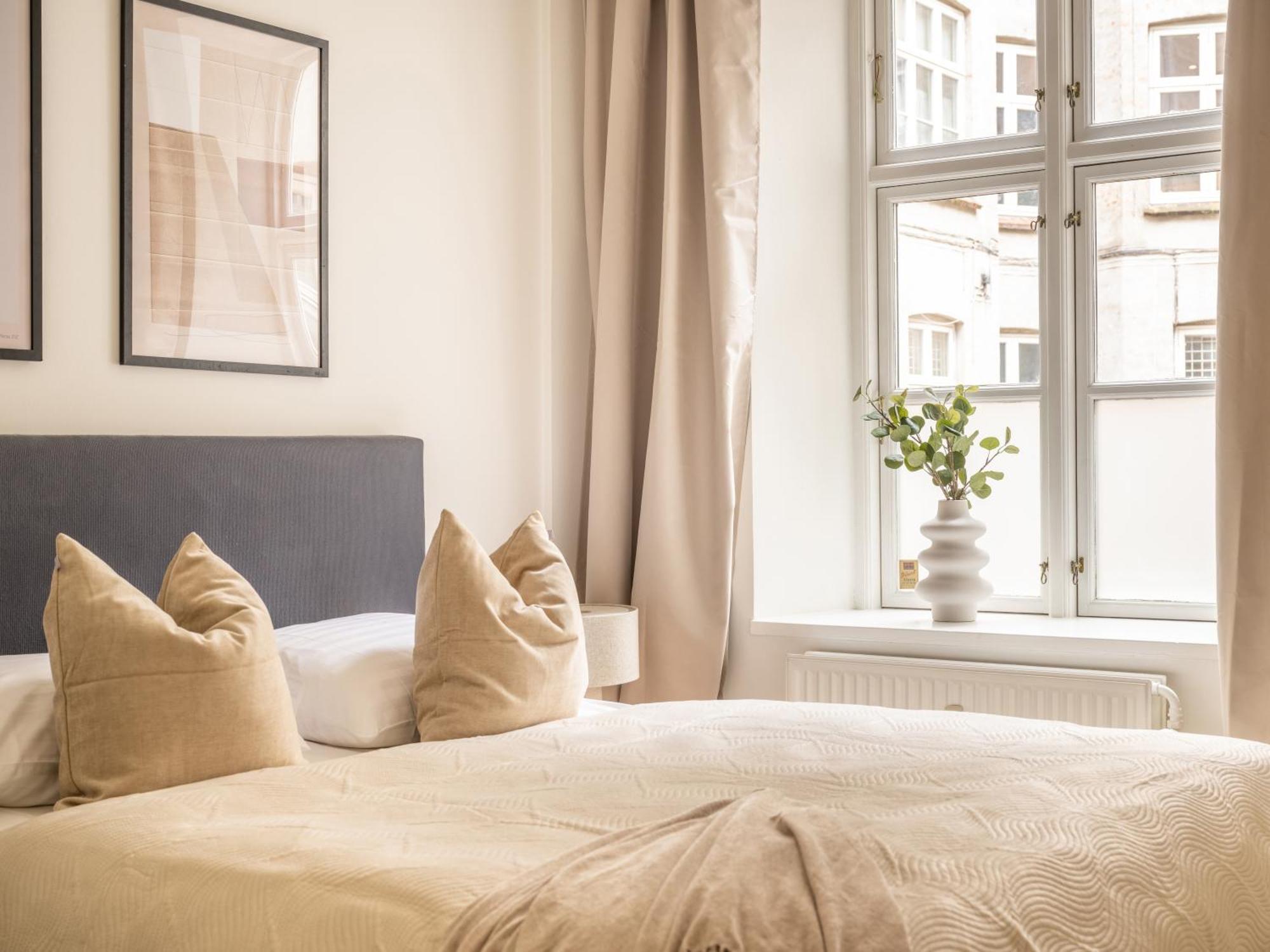 Sanders Noble - Fantastic 4-Bdr Apt In The Capital Copenhaga Exterior foto